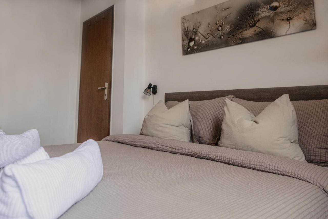 Riva Beach Club I Boutique Hotel I Restaurant Gambarogno Экстерьер фото