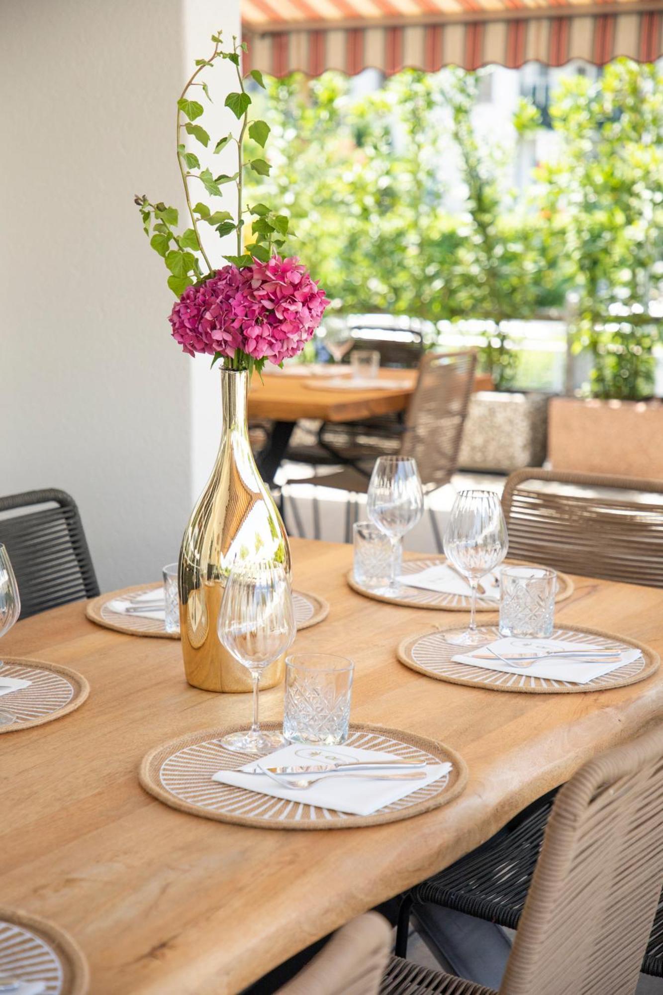Riva Beach Club I Boutique Hotel I Restaurant Gambarogno Экстерьер фото